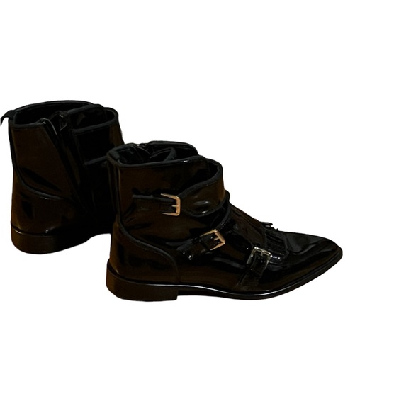 Massimo Dutti patent leather buckled ankle booties - Picture 2 of 5